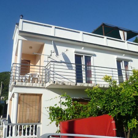 Apartmani Tariba Banjol Екстериор снимка