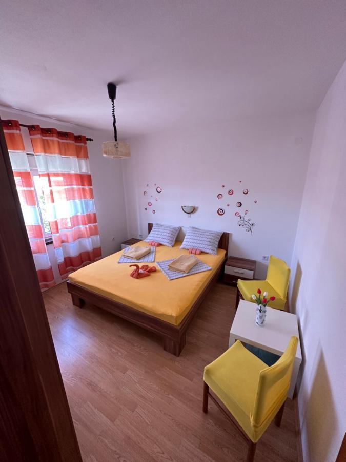 Apartmani Tariba Banjol Екстериор снимка